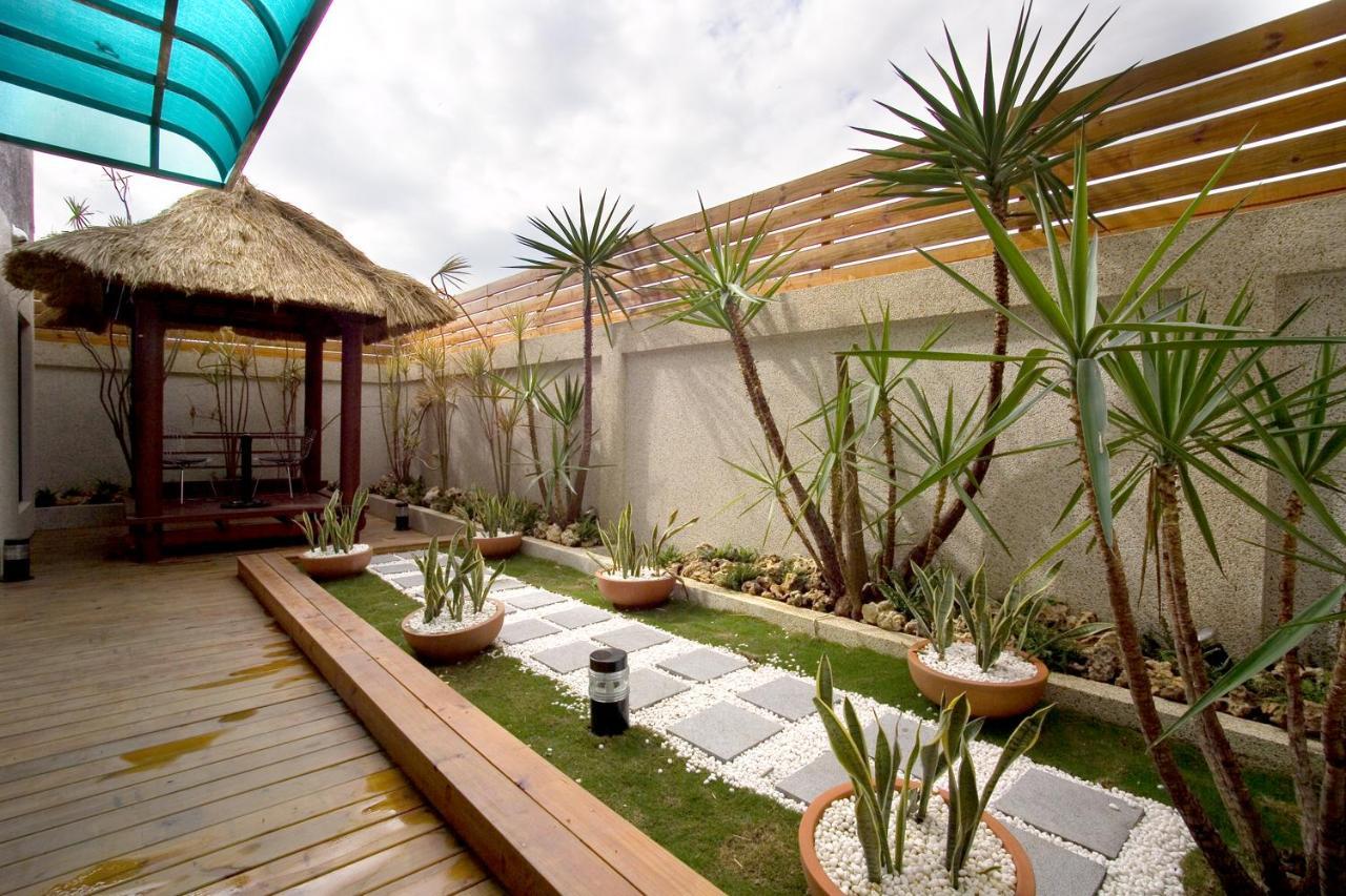 Chateau Motel & Spa Kaohsiung Bagian luar foto